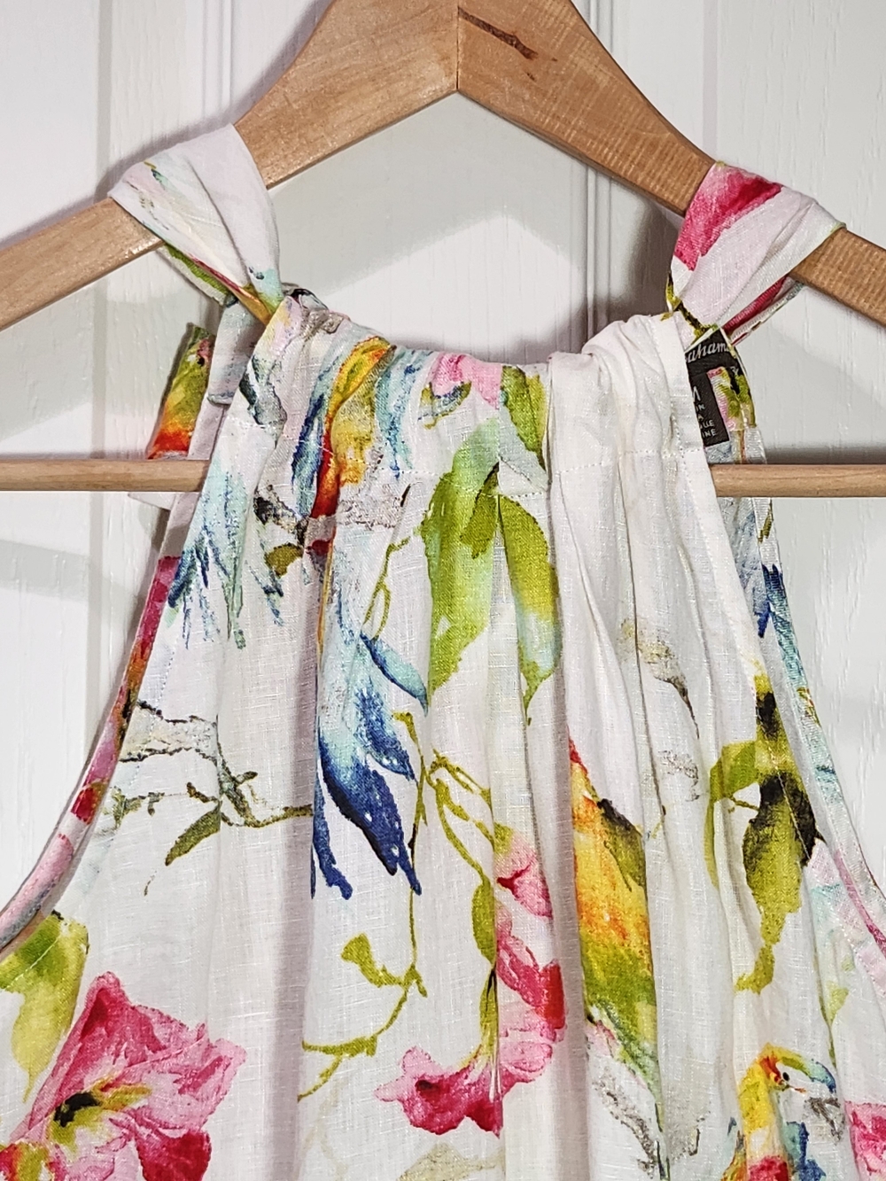 Tommy Bahama 100% Linen Tropical Parrot Floral Halter Top Back-Tie Blouse - Picture 3 of 15